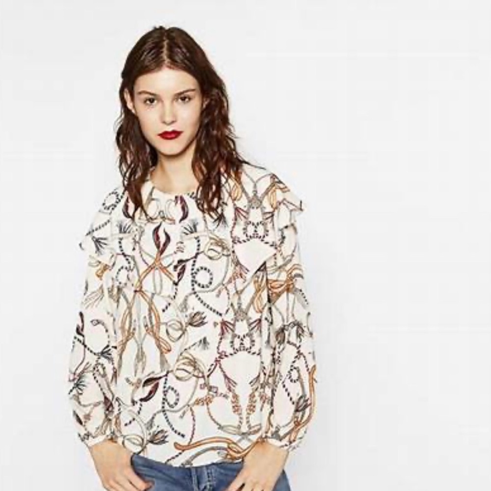 EUC Zara Women’s Long Sleeve Top Blouse White/Ivory- Size XL